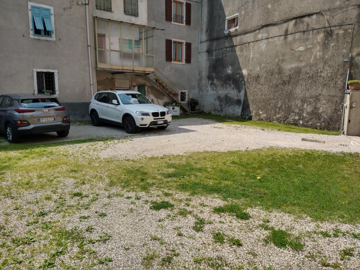 Appartamentomonika Con Parcheggio Privato - Volano Kültér fotó